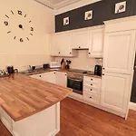 Sneaton Hall 4 Apartamento *